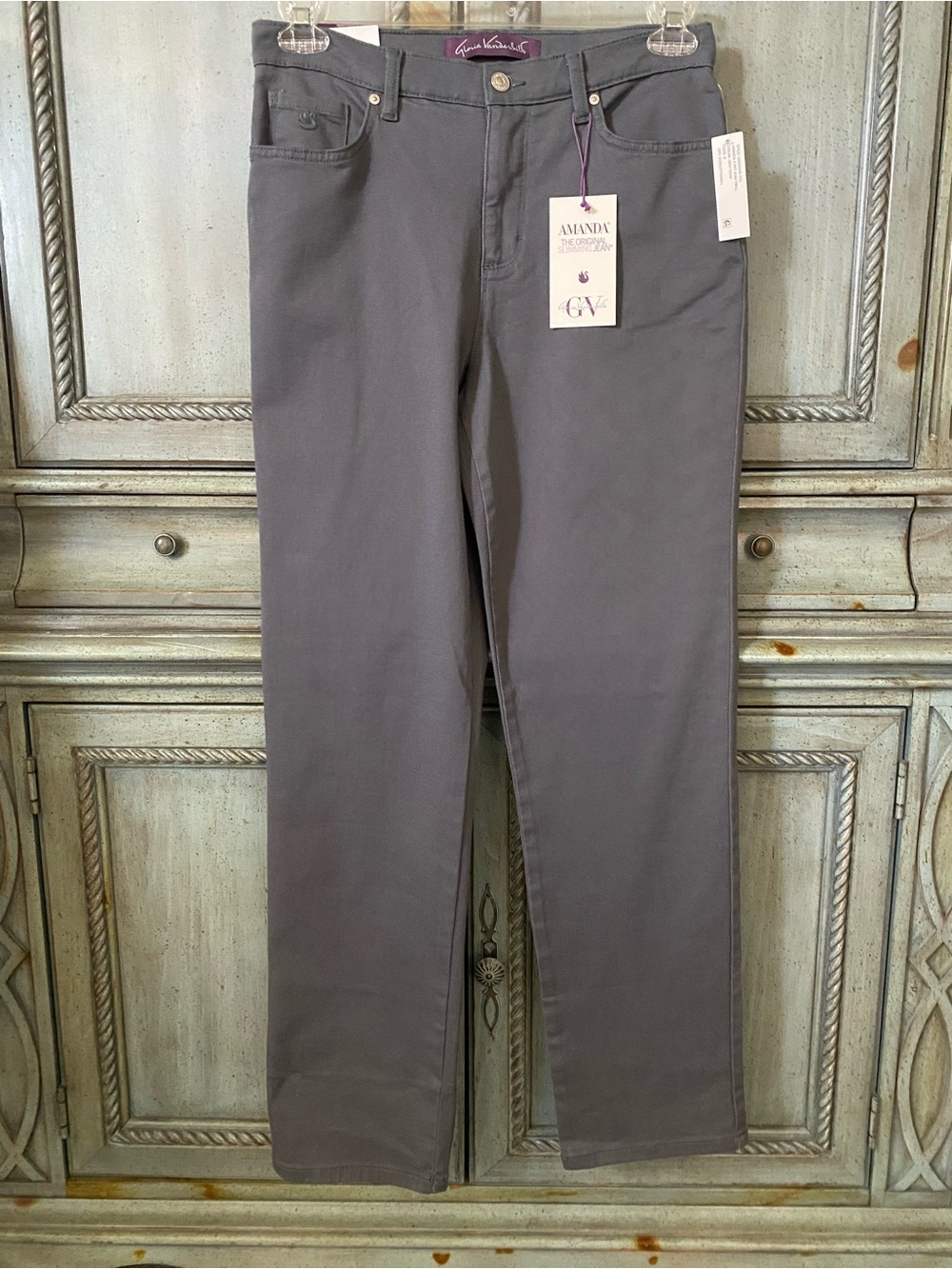 Gloria Vanderbilt Women’s “Amanda” Straight Leg Jeans in Charcoal Gray